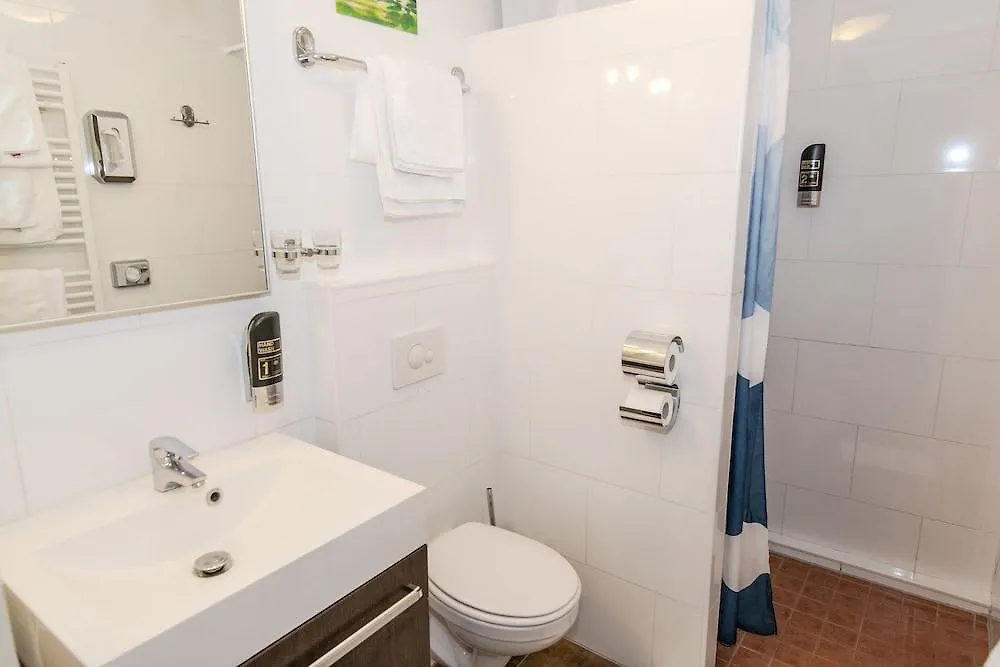 Hotel Alexander Amsterdam 3*,
